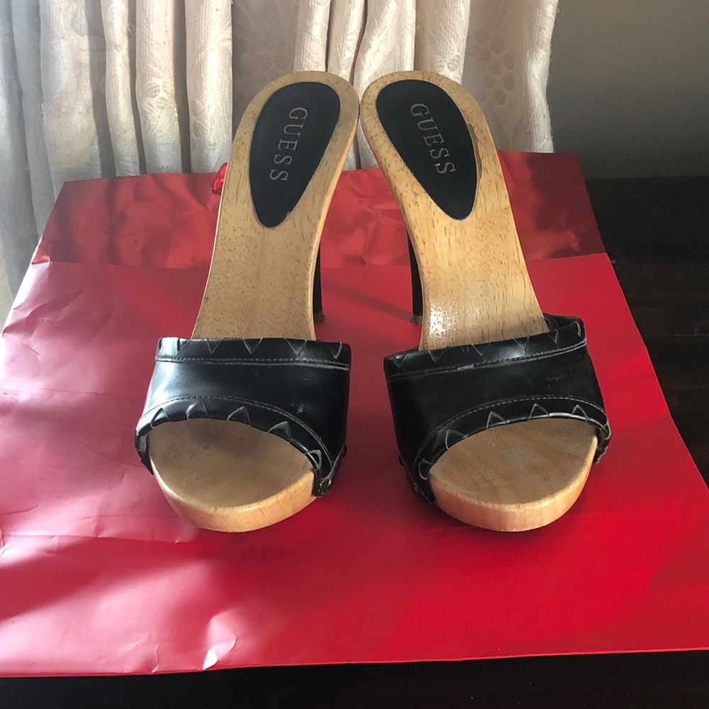 GUESS Black Leather Slide Mules with Wood Platform Perfect Condition.
